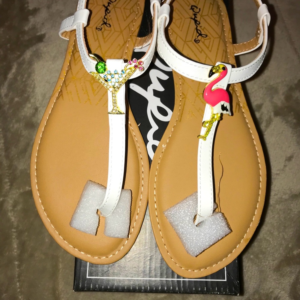 New woman’s sandles